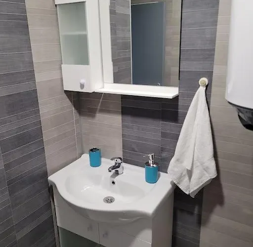 Ap.mihalevi 2bedrooms,living Room&kitchen