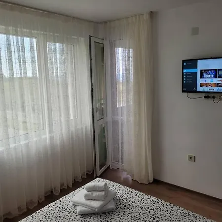 Ap.mihalevi 2bedrooms,living And Kitchen *